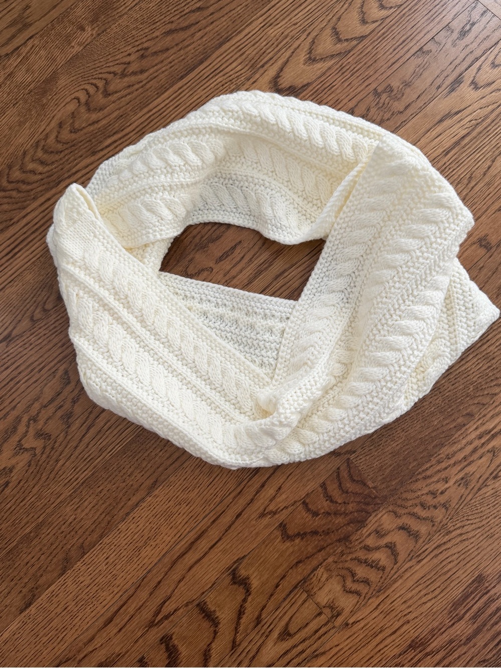 Cream Cable Knit Infinity Scarf